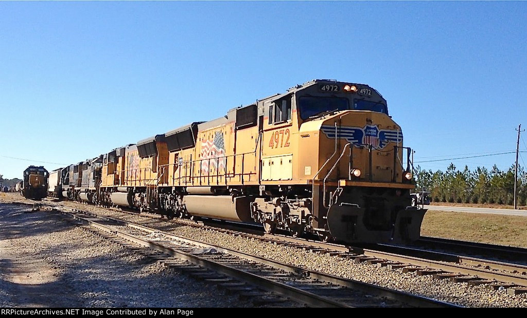 UP SD70Ms 4972 and 3783 lead CSX SD40-2 8097 and SD60 8717